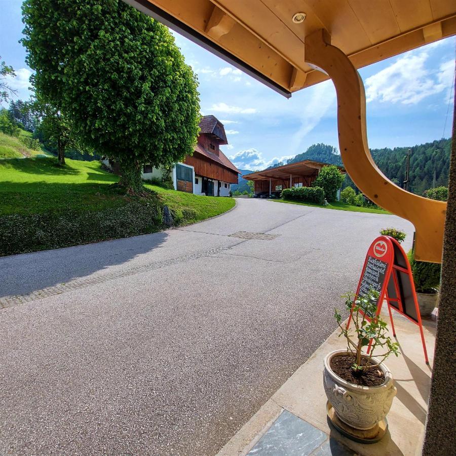 Landgasthof Hasbauer Klein Sankt Paul Exterior photo
